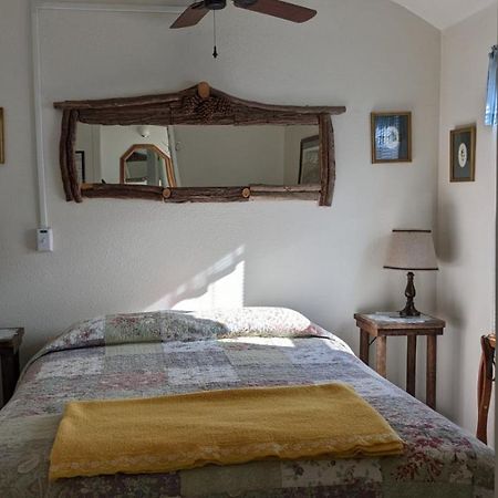 Apple Place Room #1 Miramonte 外观 照片
