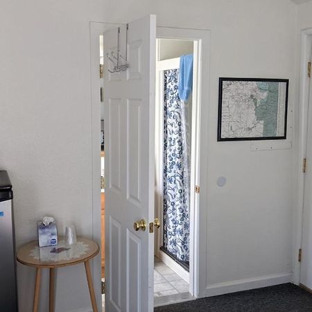 Apple Place Room #1 Miramonte 外观 照片