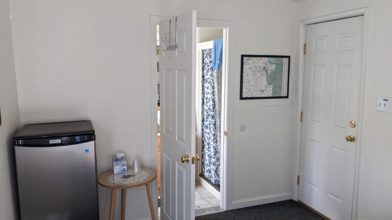 Apple Place Room #1 Miramonte 外观 照片